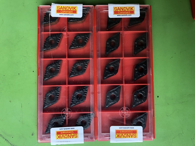 チップ サンドビック DNMG150608PF/DNMG150608PR_画像1