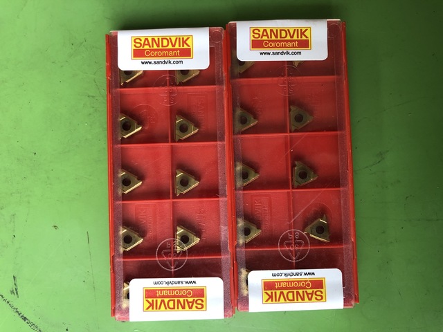 チップ サンドビック L166.0L-11VM01-001 1020_画像1