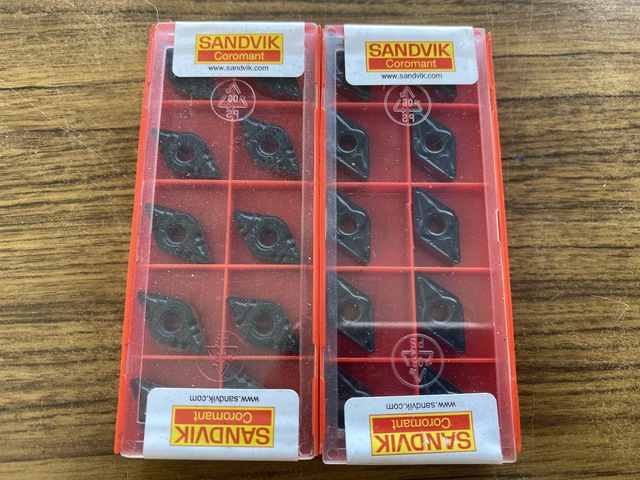 チップサンドビック DNMG 11 04 08-PF/DNMG 11 04 08-PM_画像1